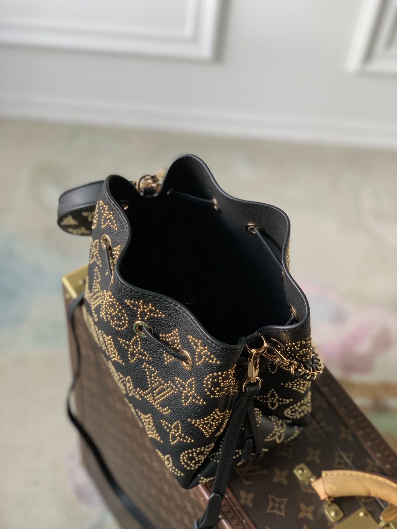 LV Bucket Bags